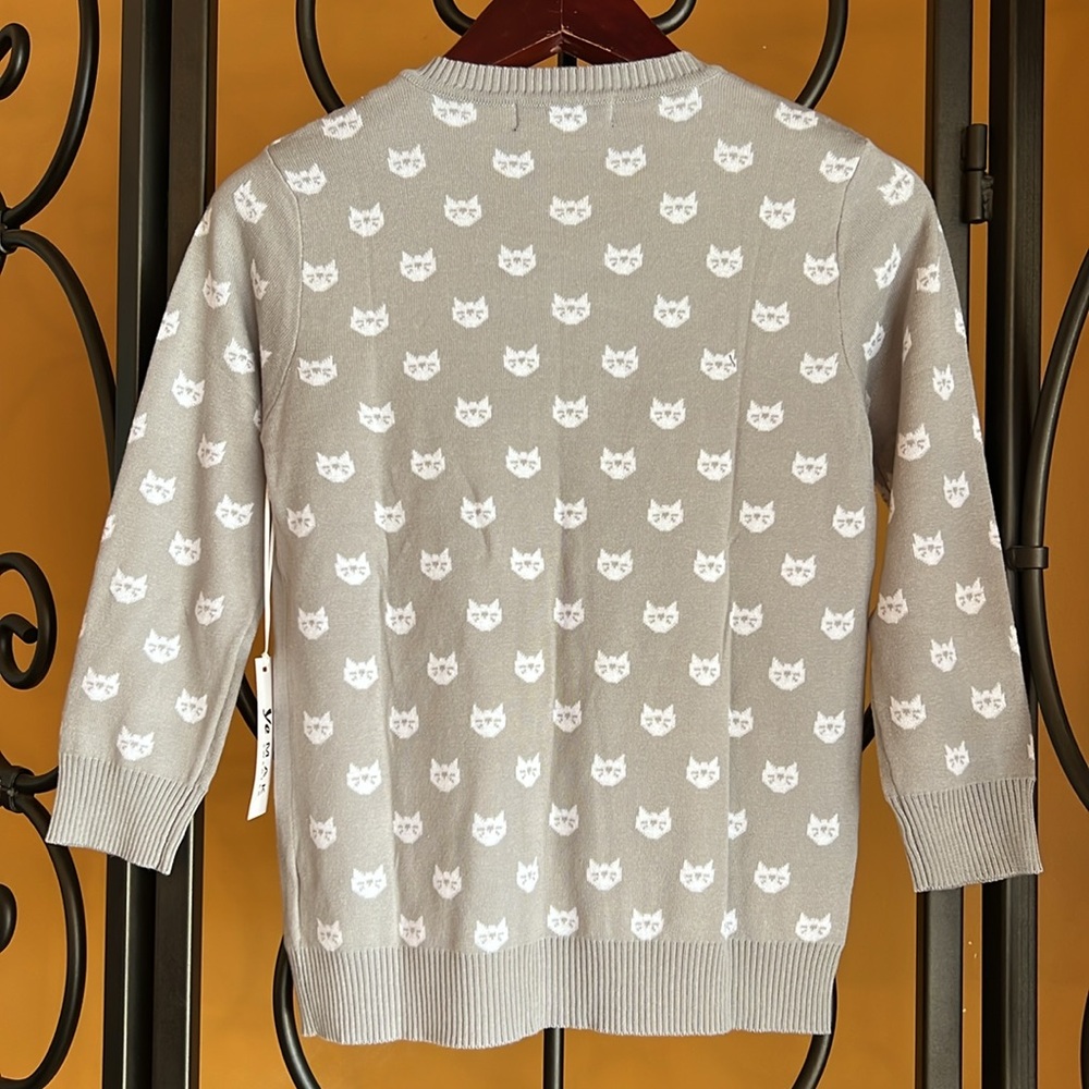 YEMAK Women's Cute Cat Pattern Cardigan
Sweater - Picture 4 of 16
